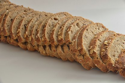 Eet brood met veel vezels.